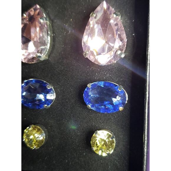 SAQ Signed 3 Pairs of Large Stud Earrings Pink Glass Blue & Yellow Acrylic w/box - Picture 11 of 11